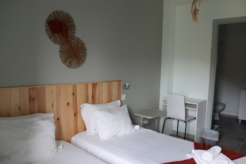 Фото Mirandesa Guesthouse