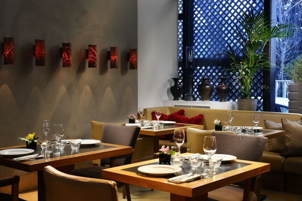 Фото Milan Suite Hotel