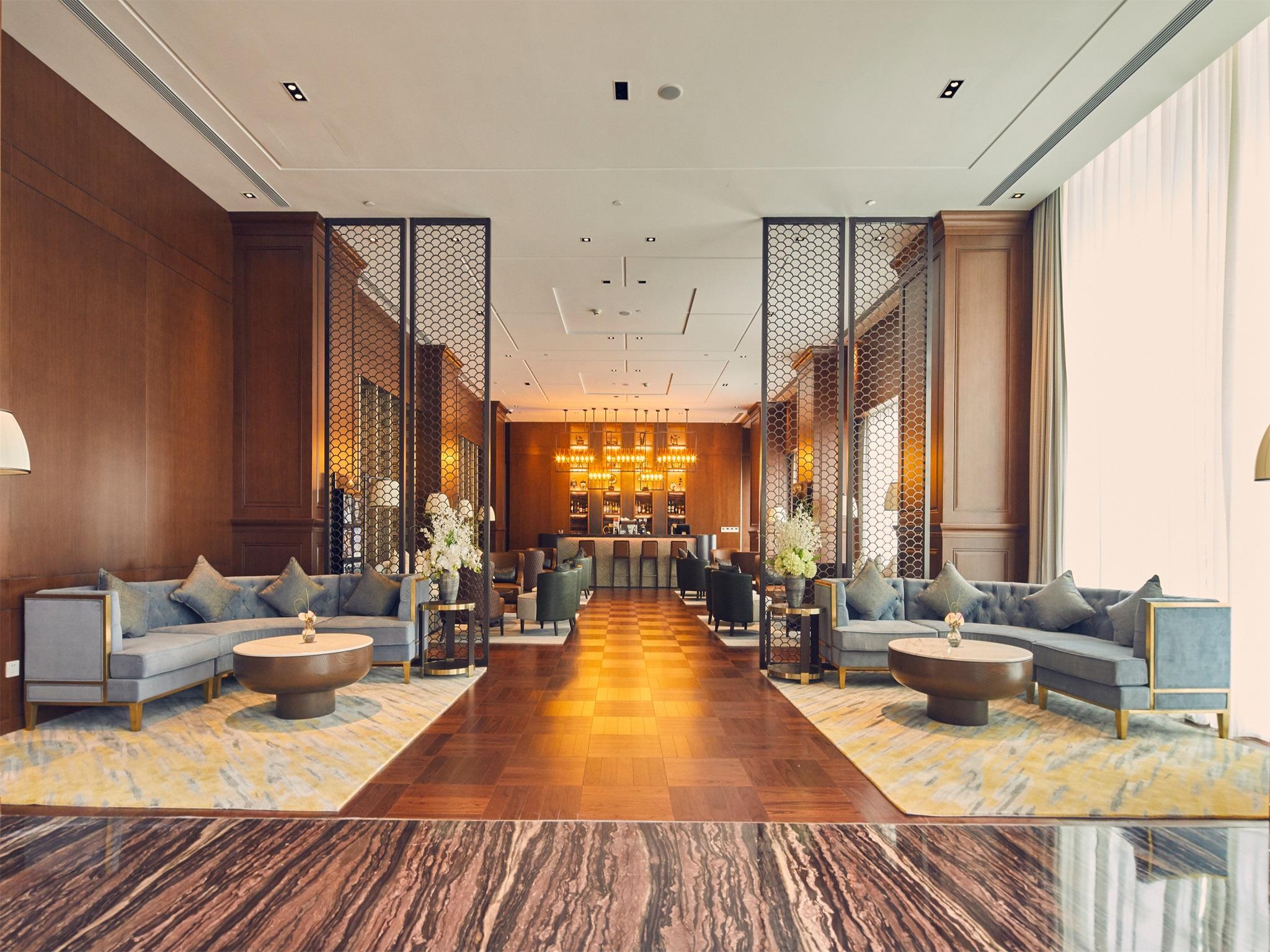 Фото LJZ Supreme Tower Hotel