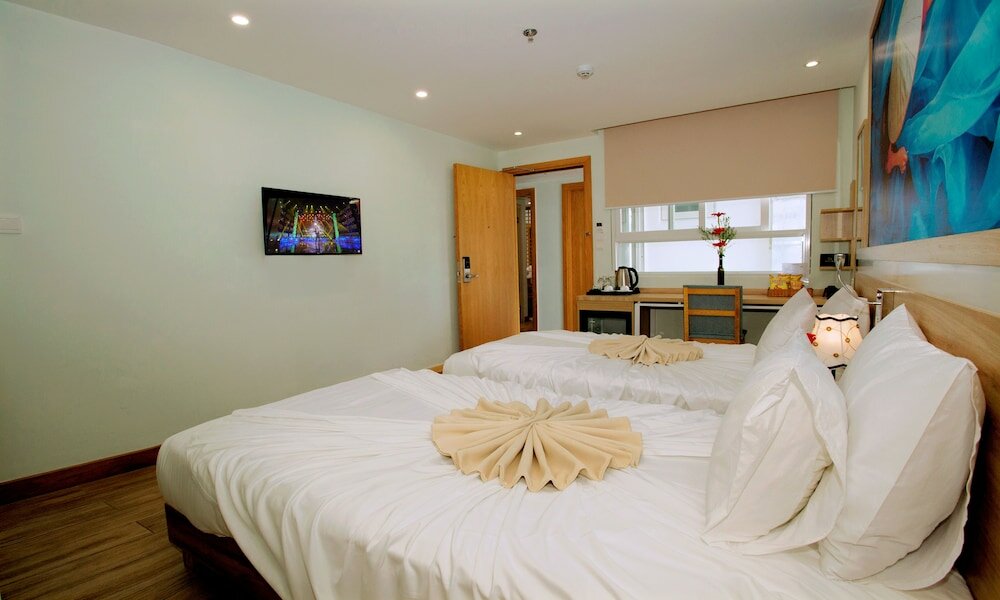 Фото Royal Hpm Hotel