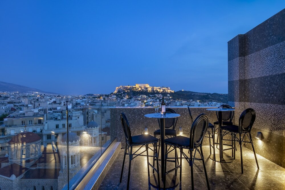 Фото The Pinnacle Athens