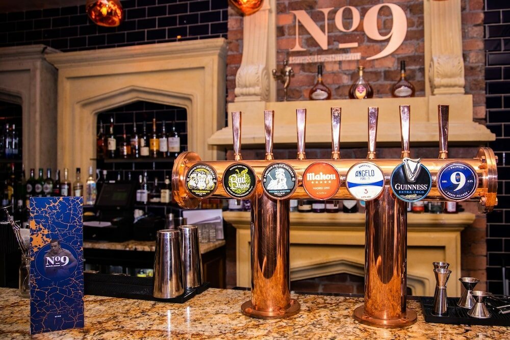 Фото The Dixie Dean Hotel