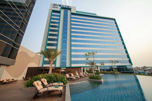 Гостиница Avenzel Hotel & Convention Cibubur в Провинции Западная Ява