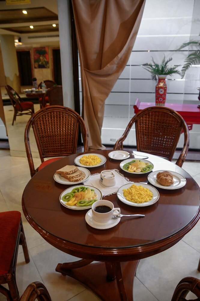 Фото Granados Park Hotel