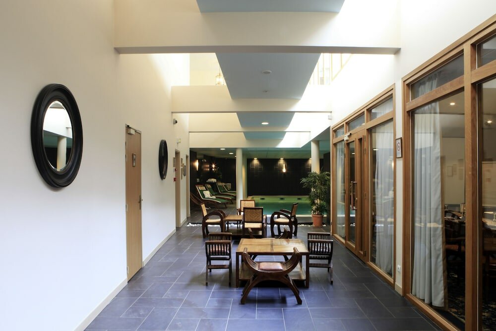 Фото Amiral Hôtel