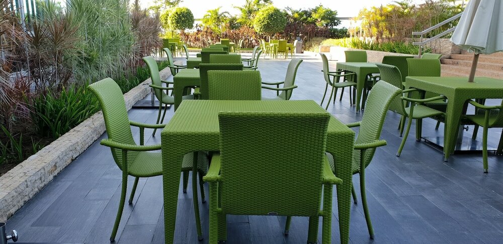 Фото Mactan Newtown with Ocean View