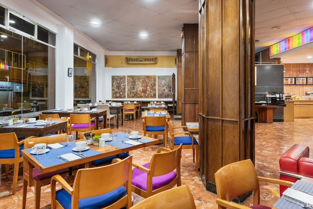 Фото Hotel Quindos