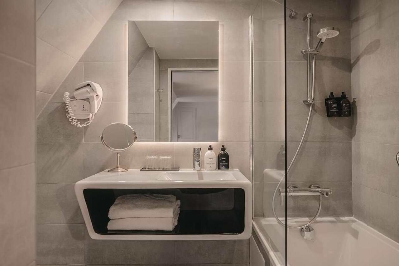 Фото Hôtel Belloy Saint Germain