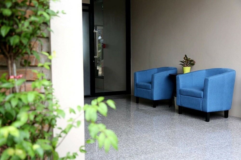 Фото The Coconut Hotel