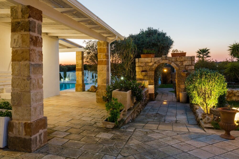 Фото Relais Masseria Casina Dei Cari