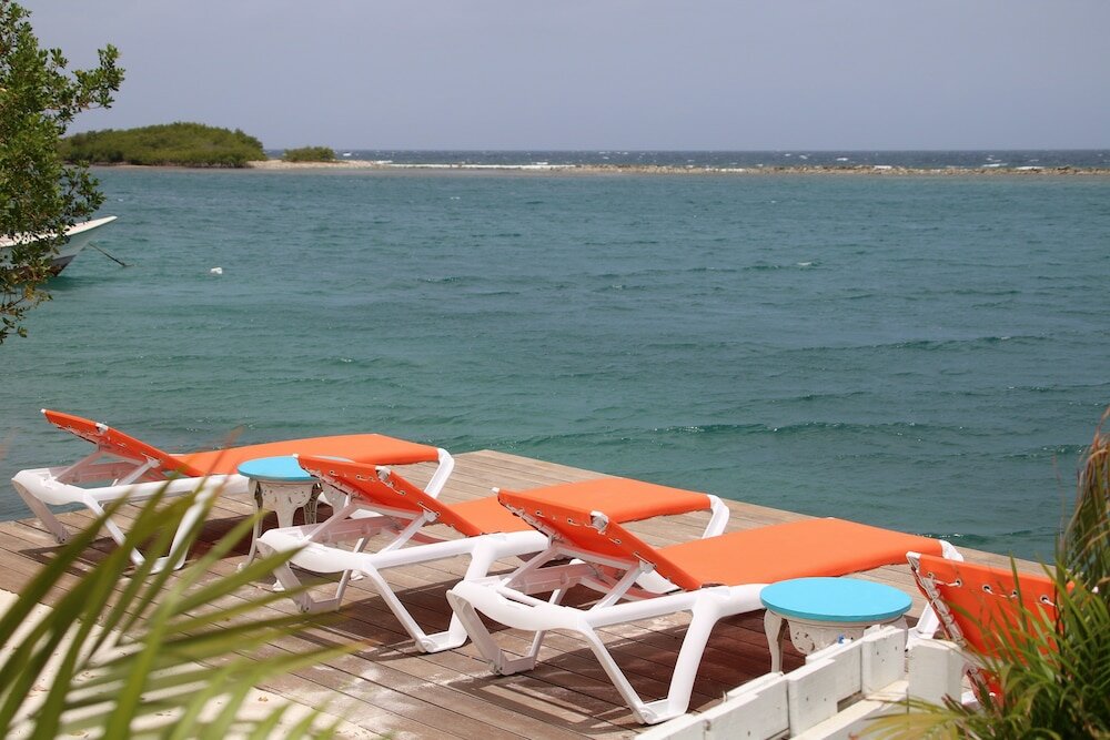 Фото Coral Reef Beach Aruba