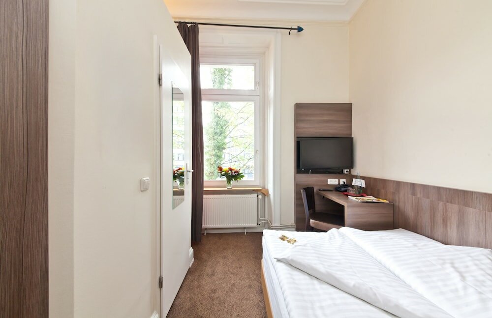 Фото Hotel Königshof Hamburg