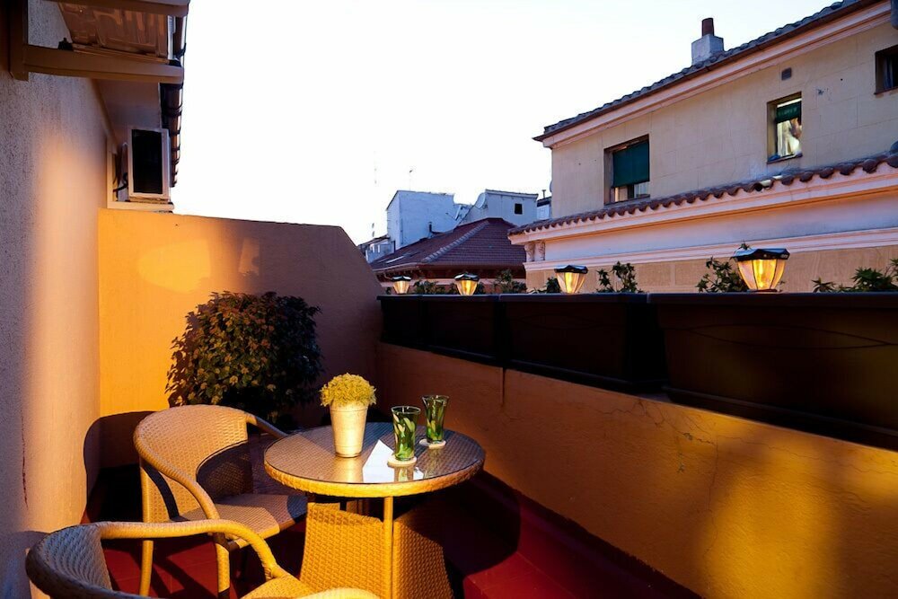 Фото Thc Tirso Molina Hostel