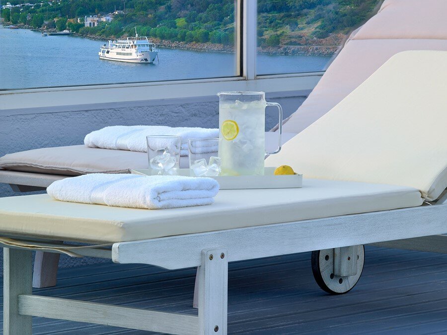 Фото Mistral Bay Hotel