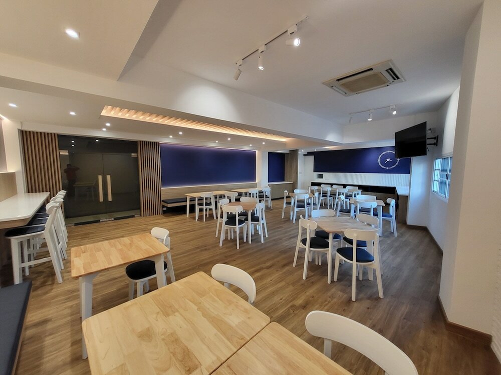 Фото The Raya Surawong Bangkok