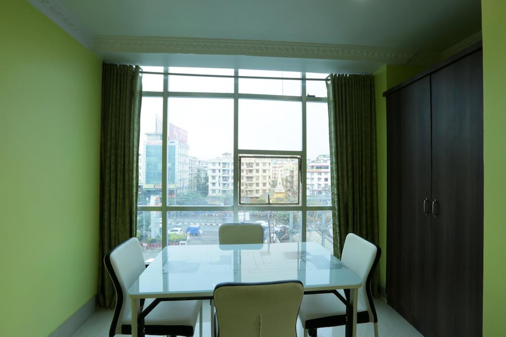 Фото Hotel Grand Luit