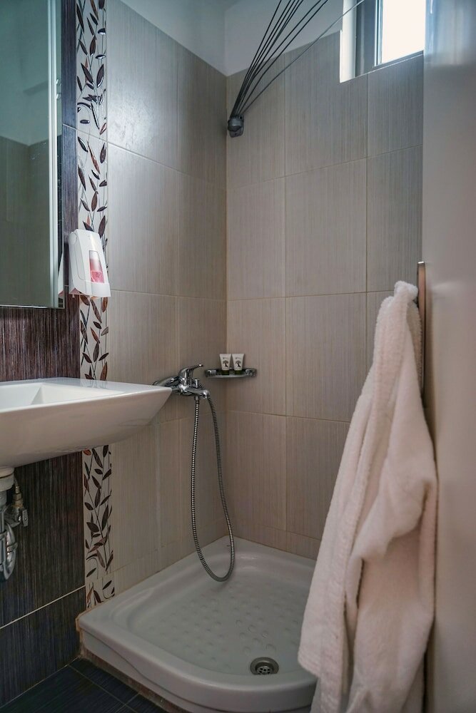 Фото Kokoni Beach Hotel