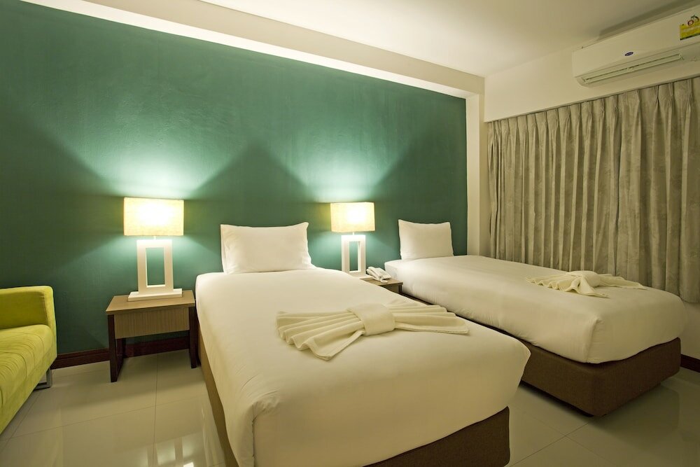 Фото Wiz Hotel Pattaya