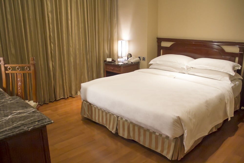 Фото Royal Seasons Hotel Taipei Nanjing West