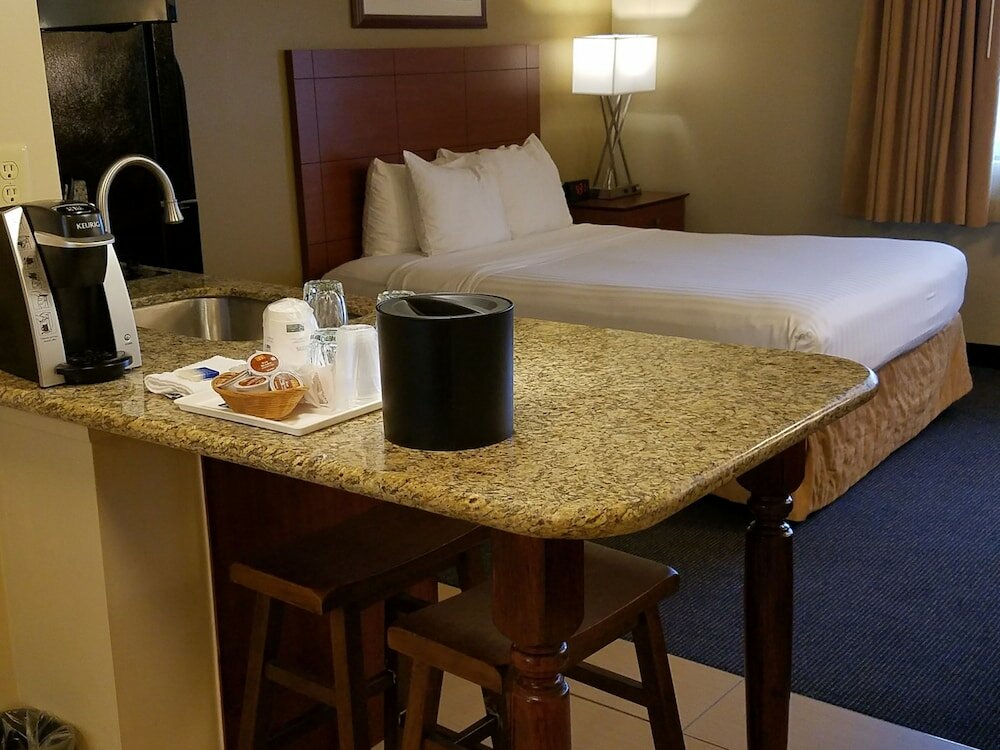 Фото Best Western Cascadia Inn