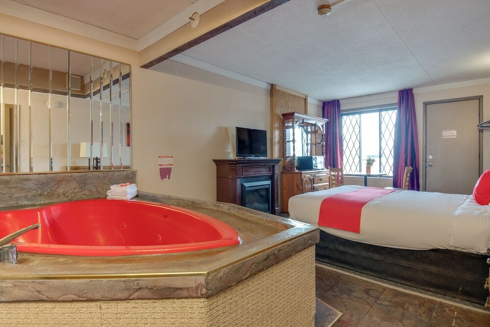 Фото Oyo Hotel Niagara Falls, On - Fallsview