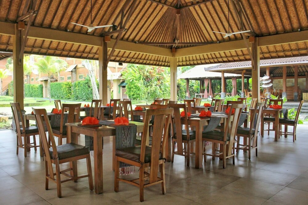 Фото Saren Indah Hotel