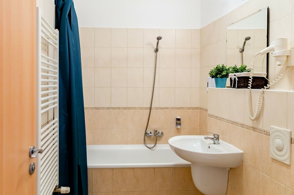 Фото Agape Apartments