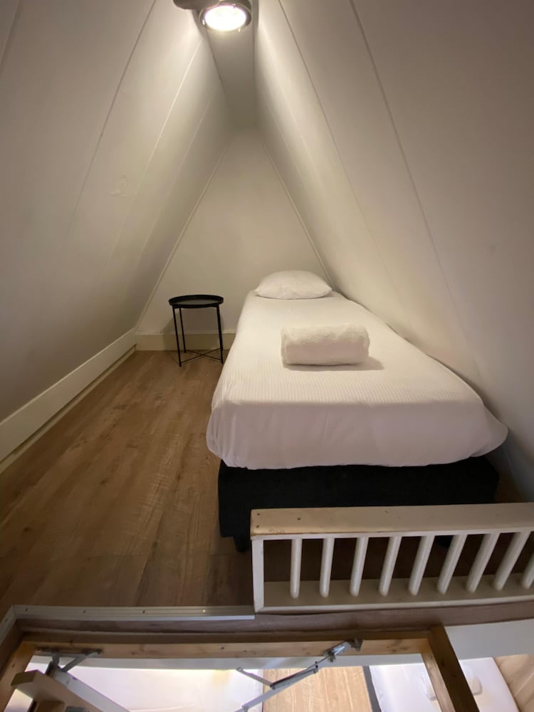 Фото Hotel Old Quarter