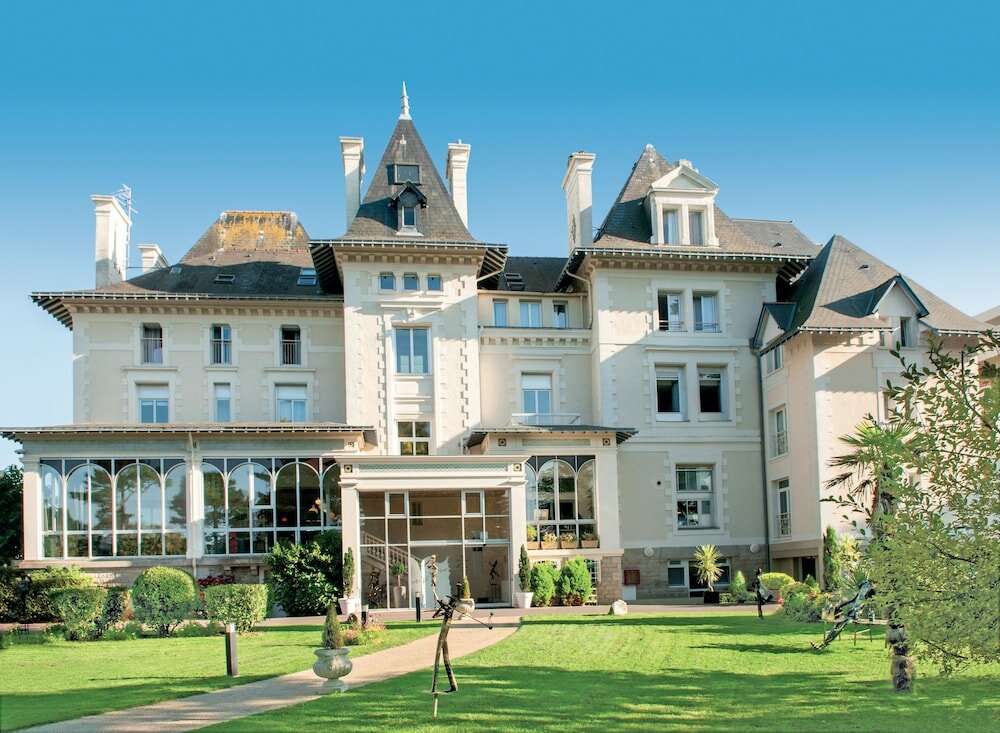 Фото Hôtel Vacances Bleues Villa Caroline