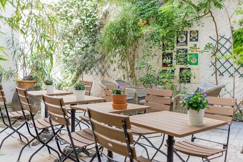 Внешний вид отеля Central Hotel в Авиньоне, фото 4