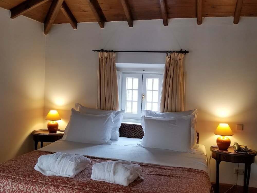 Фото Lawrence's Hotel