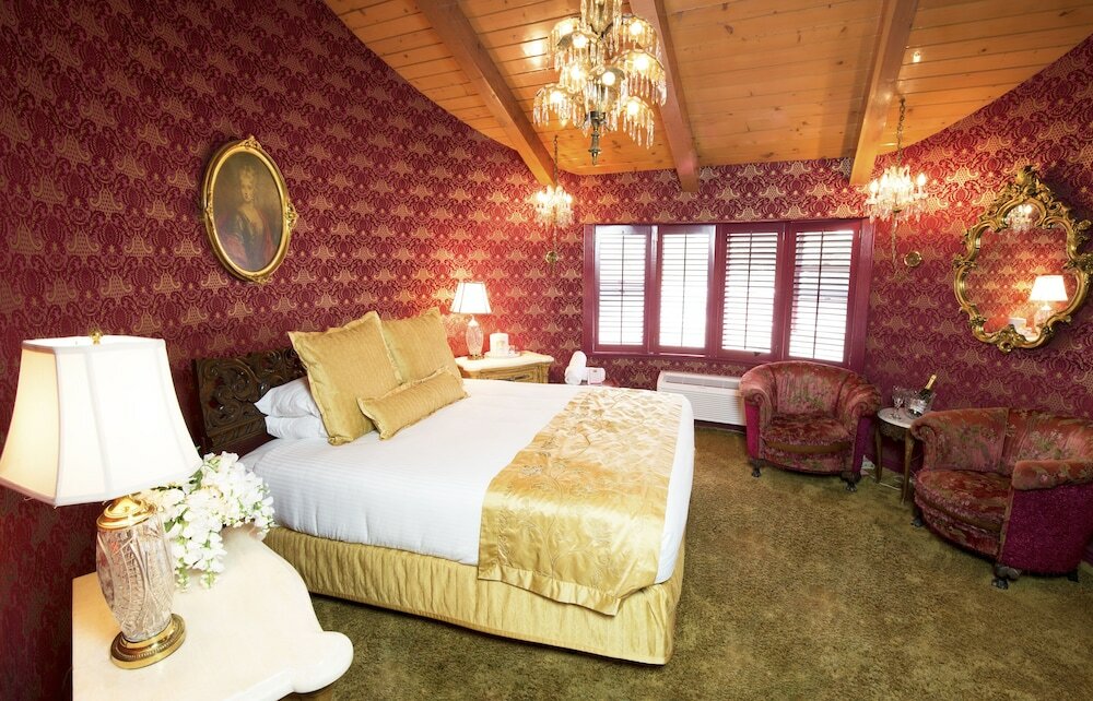 Фото Madonna Inn