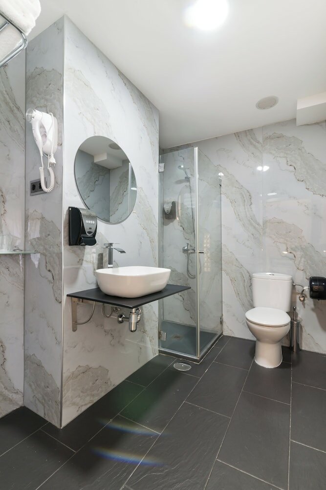 Фото Roisa Hostal Boutique