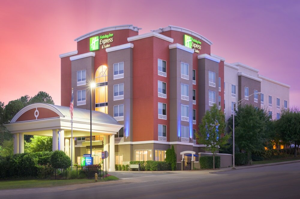 Фото Holiday Inn Express & Suites Chattanooga Downtown