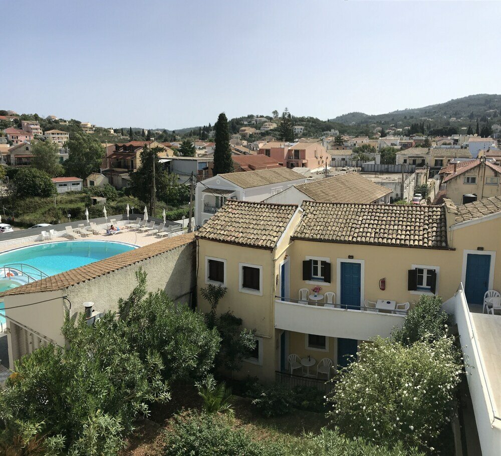 Фото Sunflower Apartments