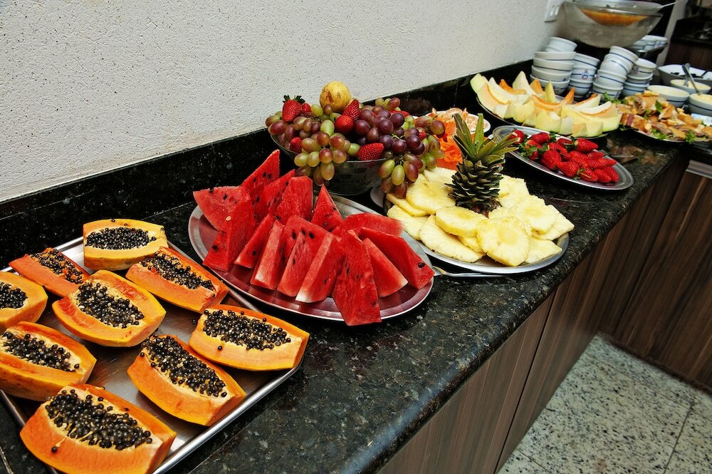 Фото Hotel Metropolitan