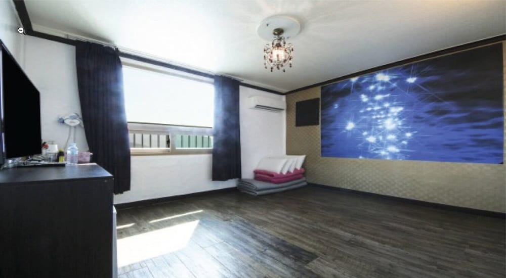 Фото Saipan Motel with Sea View