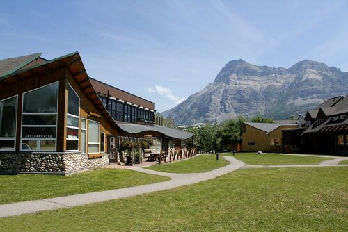 Гостиница Waterton Lakes Lodge Resort в Провинции Альберта