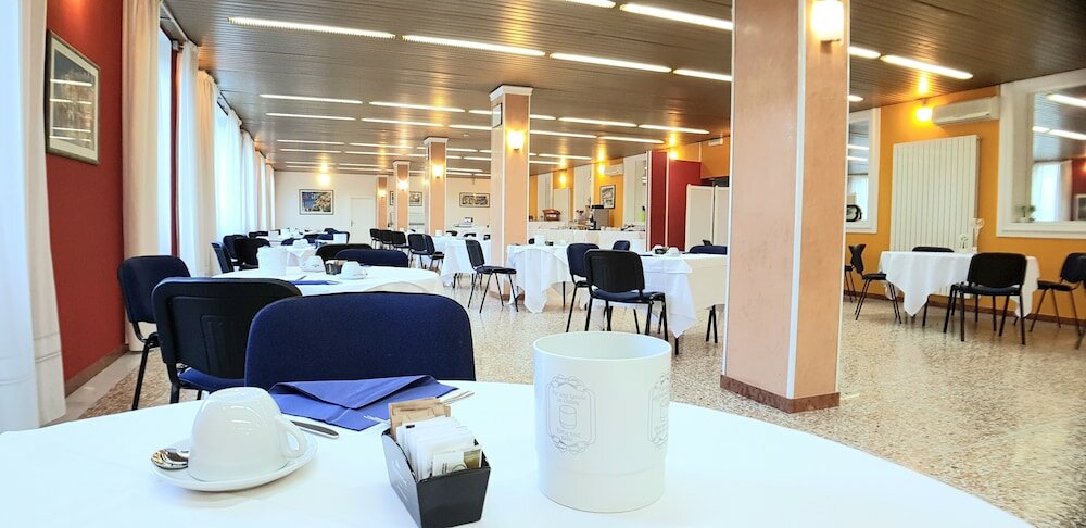 Фото Hotel Terme di Castel San Pietro