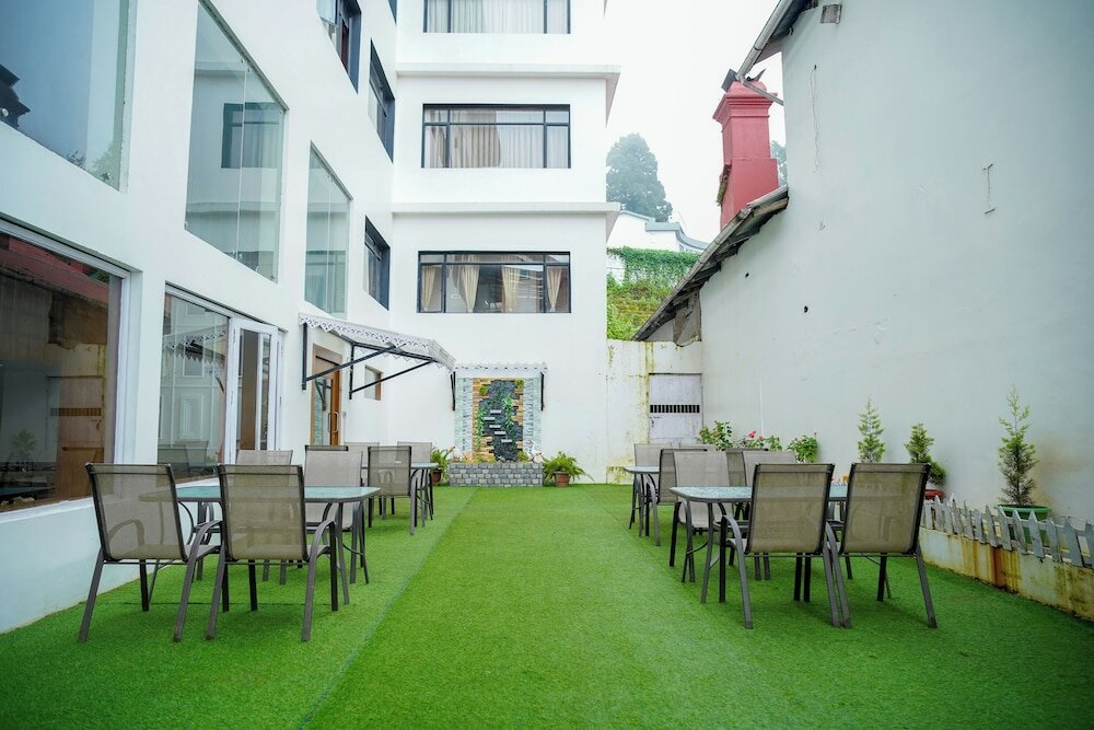 Фото Orsino Resort Mall Road