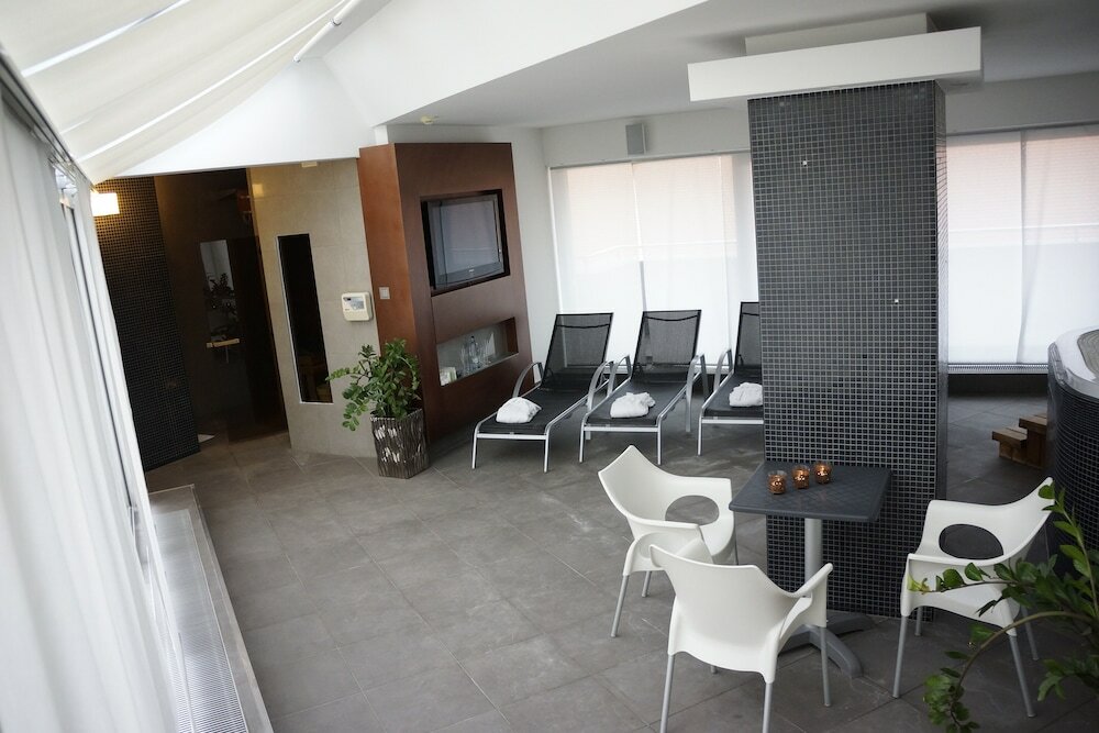 Фото Hotel Avance