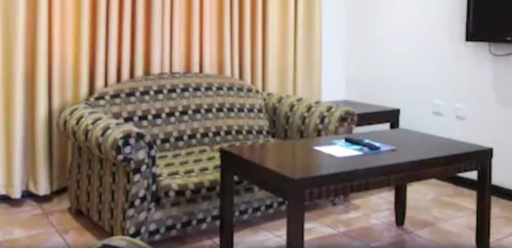 Фото Oasis Motel