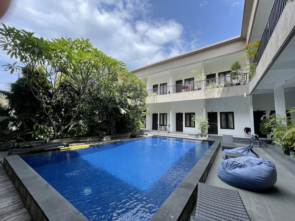 Фото Seminyak Point Guest House