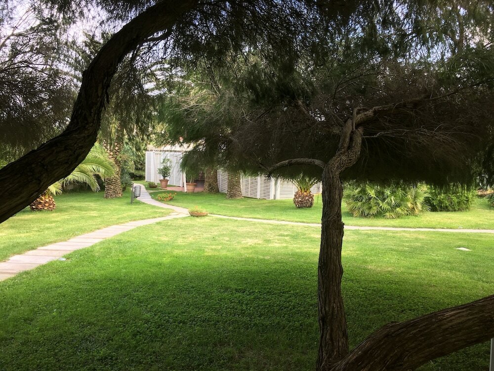 Фото Cala Rosa Club Hotel