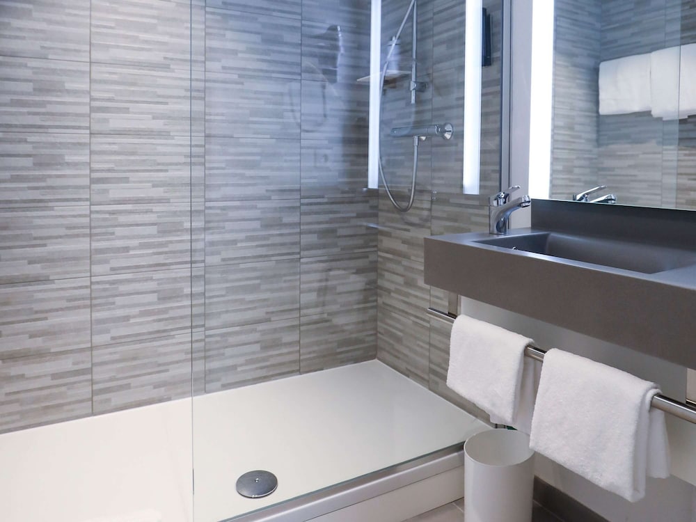 Фото Ibis Styles Puteaux Paris La Defense