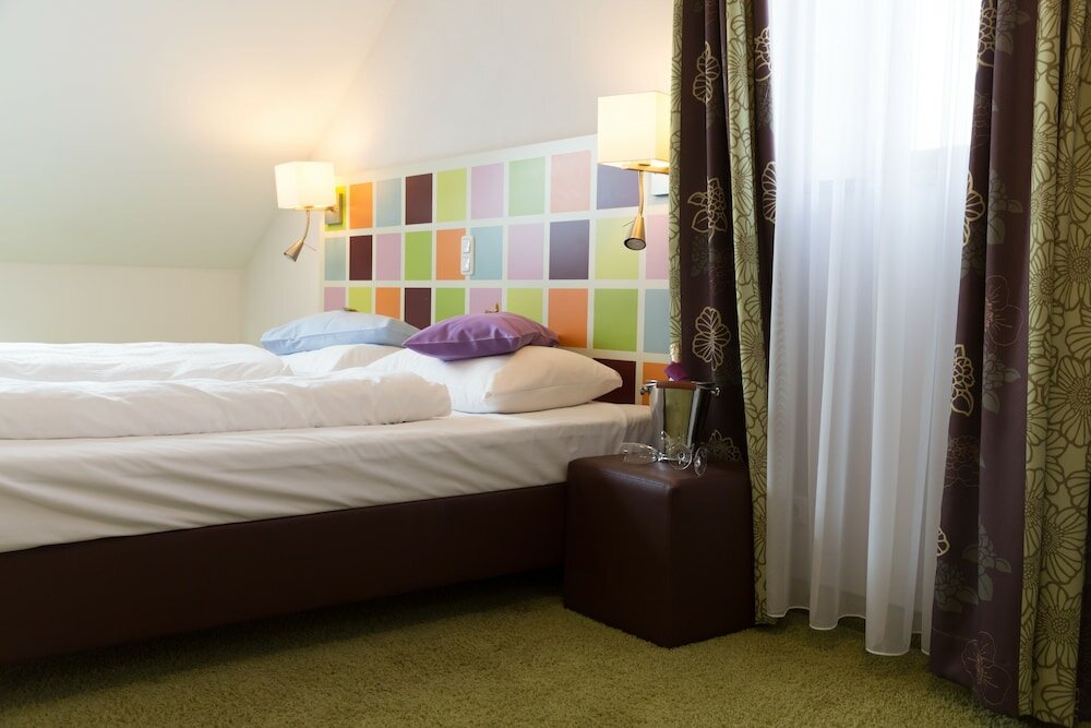 Фото Hotel Arooma