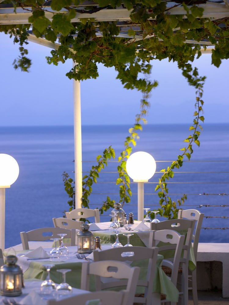 Фото Отель Atrium