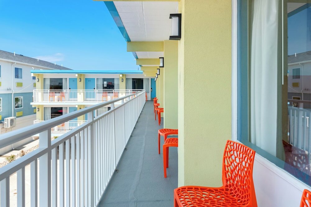 Фото Tropicana Motel