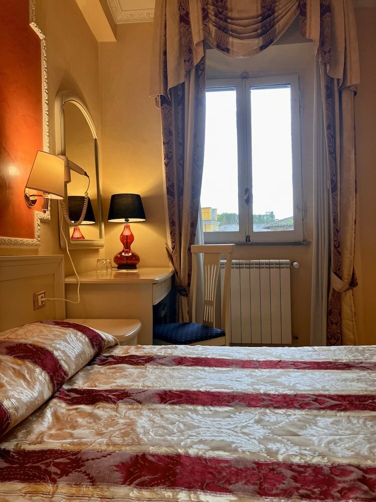 Фото Hotel Erdarelli