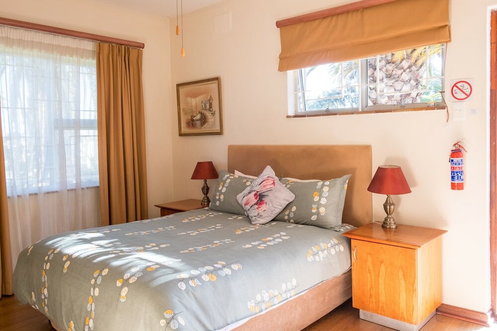 Фото The Sanctuary Guest House Estate